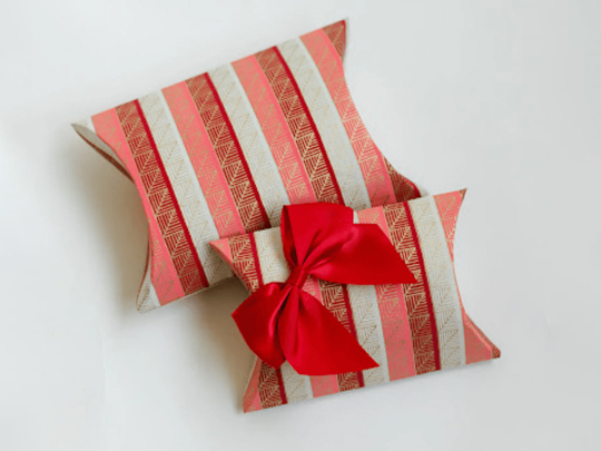 christmas cardboard pillow boxes