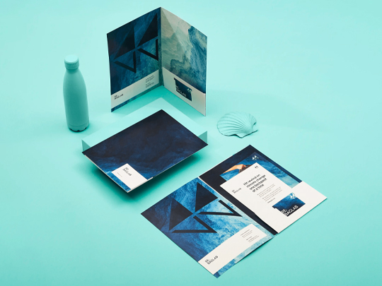 custom silk presentation folders wholesale